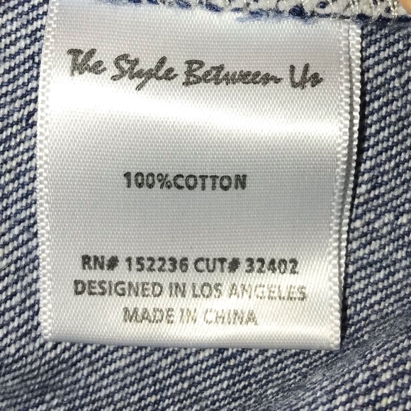 The Style Between Us Rip Jean Jacket Oversize - Picture 10 of 11